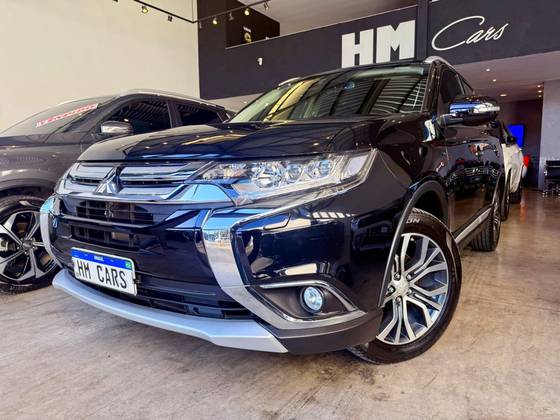 MITSUBISHI OUTLANDER 3.0 GT 4X4 V6 24V GASOLINA 4P AUTOMÁTICO